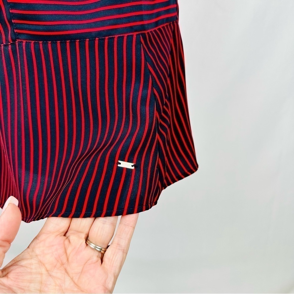 Tommy Hilfiger - Red and Blue - Sleeveless Button up Blouse Size:  S/P - Picture 10 of 10